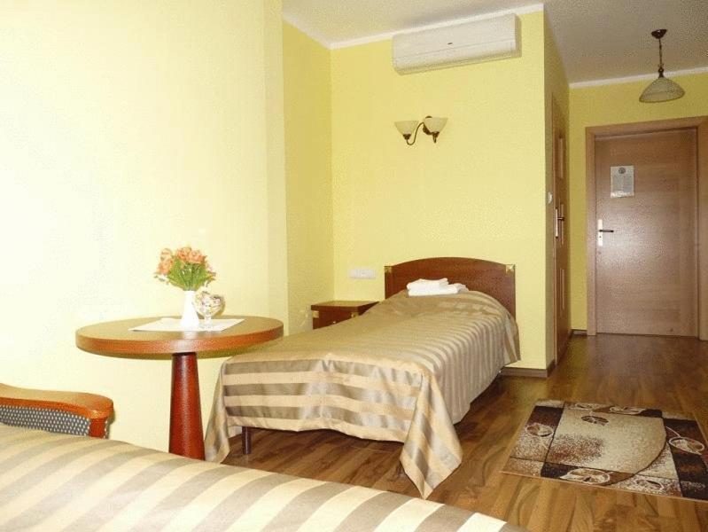 Zajazd Sokol Otel Nienadówka Dış mekan fotoğraf